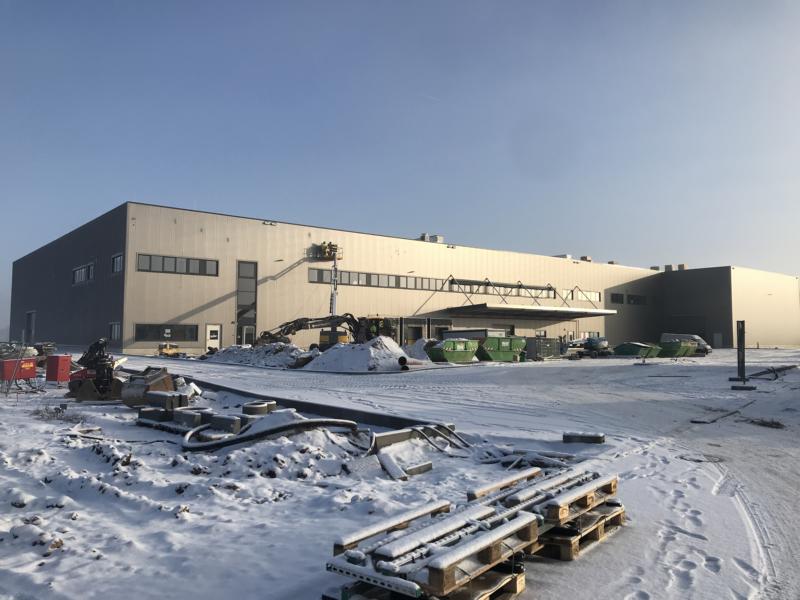 Neubau einer Lager- und Fertigungshalle mit Technikanbau, Sprinklertank und Sprinklerzentrale